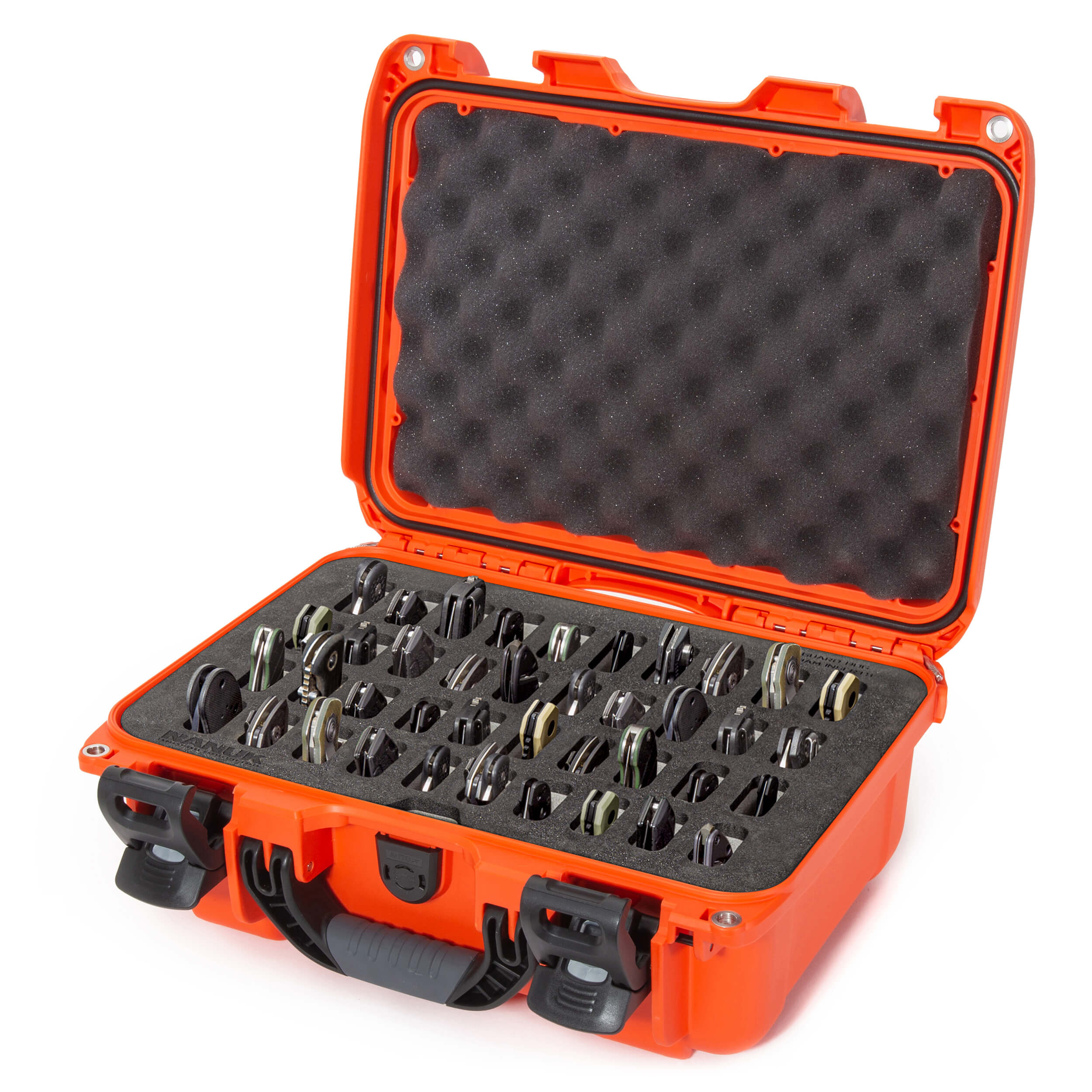 NANUK 915 40-Knives Case Orange angle view